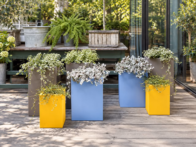 Base Pot Planter by Slide