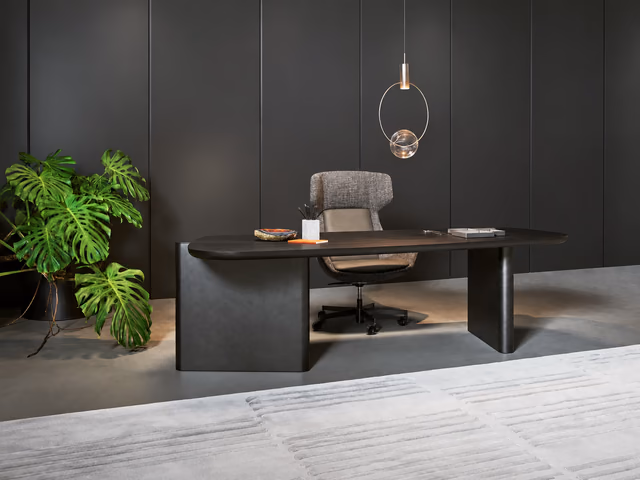 Flatiron Desk by Bonaldo