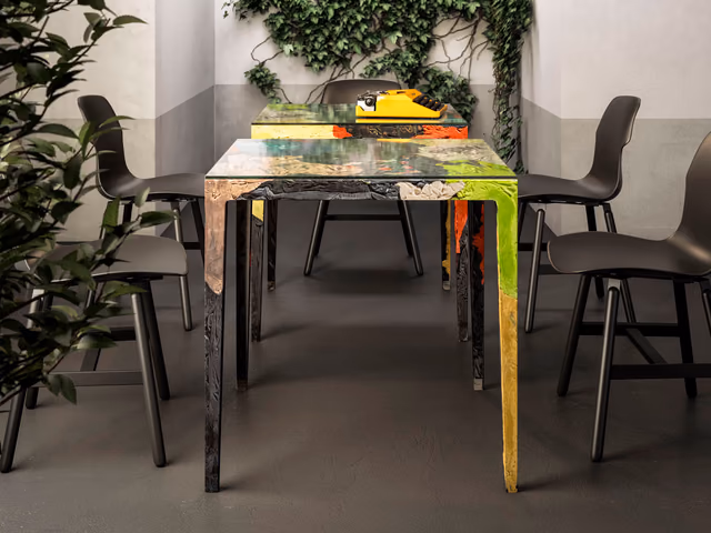 Rememberme Bistro Table by Casamania