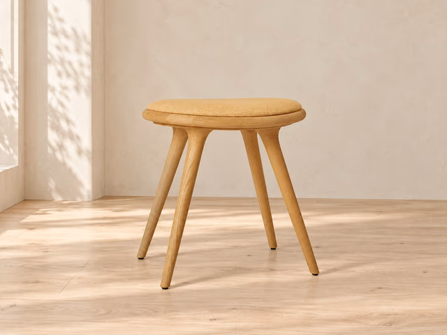 Low Stool — Oiled Oak with Kvadrat Clay 0007, 47 cm by Mater