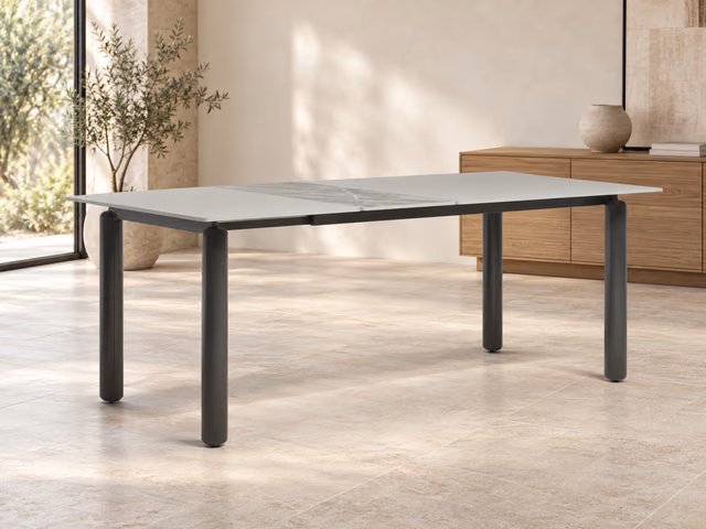 Virgola Extendable Dining Table by Natuzzi Italia