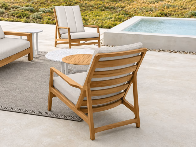 Oliver Lounge Armchair by Talenti