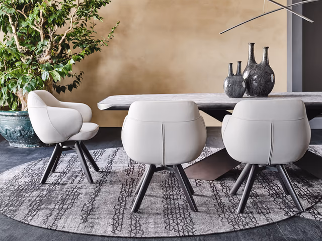 Bombè Swivel Chair by Cattelan Italia