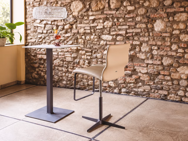 Victor X Swivel Stool by Cattelan Italia