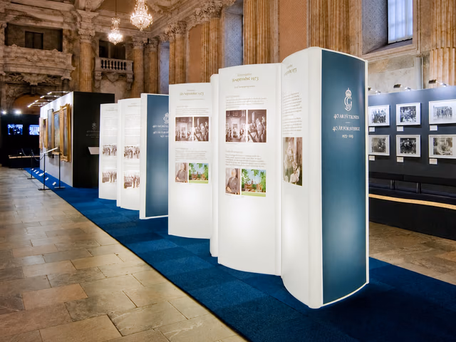 City Display by Slide