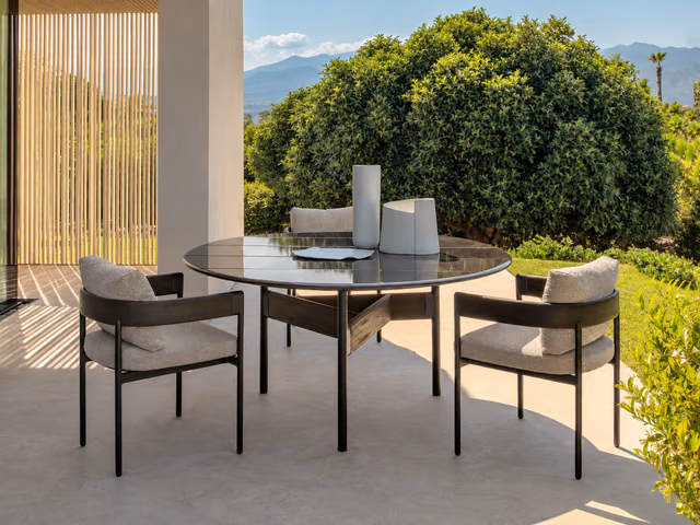 Flow Dining Table D150 by Talenti