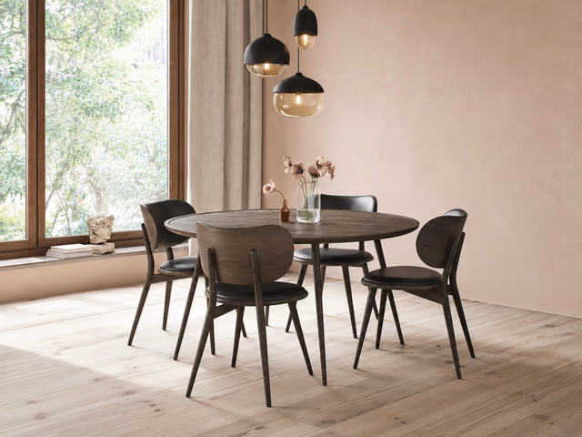 Accent Dining Table — Sirka Grey Stain Lacquered Oak, Ø 140 by Mater