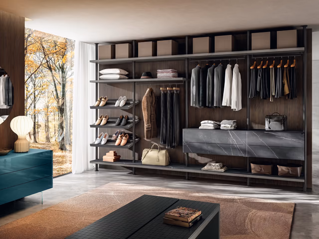 Vista Walk-In-Closet by Lago