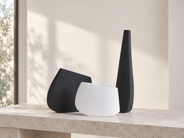 Monolite Piccolo Vase by Kose