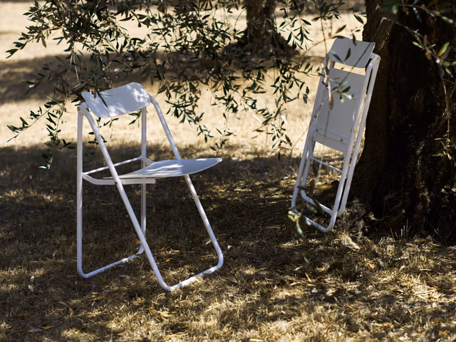 Con.Fort Folding Chair by Opinion Ciatti