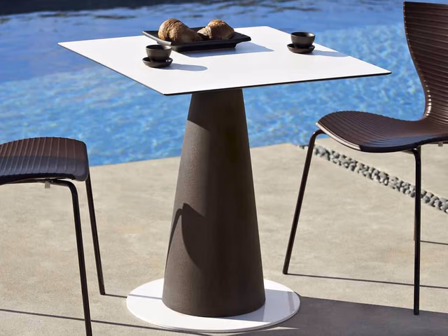 Hoplà Table by Slide