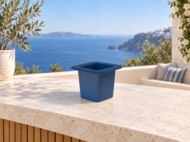 Noma Ice Bucket by Vondom