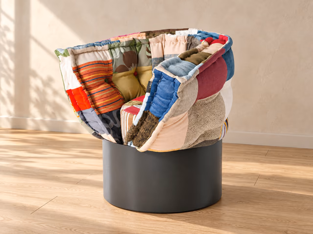 Huggy Armchair by Lago