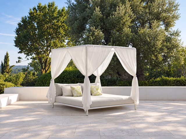 Salinas Daybed by Talenti