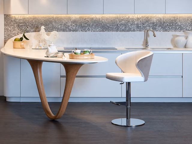 Doris P Stool by Peressini Casa