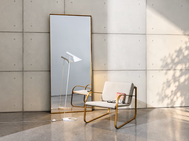Visual Rectangular Mirror by Sovet