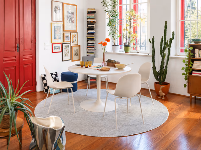 Planet Dining Table by Connubia