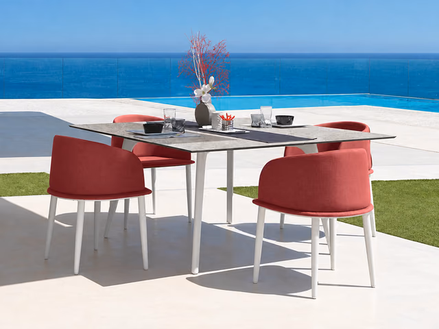 CleoSoft//Alu 150 × 150 Dining Table by Talenti