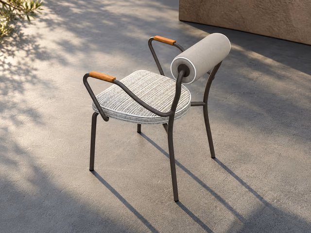 Levante Out Chair and Stool by Pianca