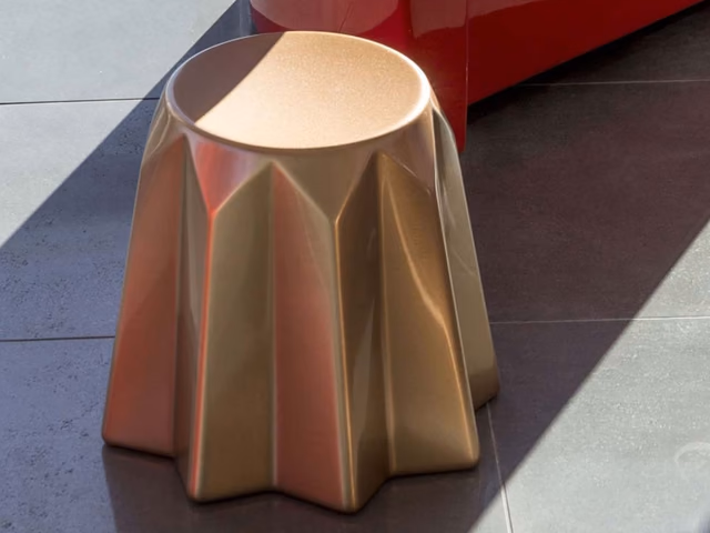 Pandoro Stool by Slide