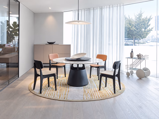 Leaf Chair by Camerich