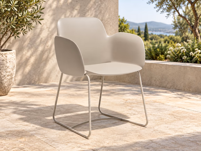 Pezzettina Armchair by Vondom