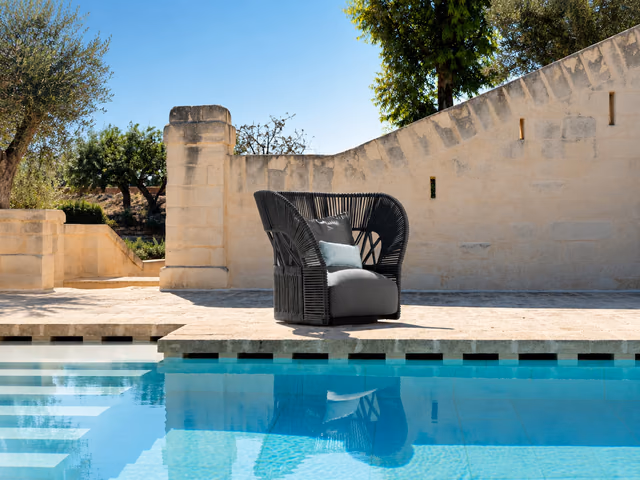 Cliff Dèco Lounge Armchair by Talenti