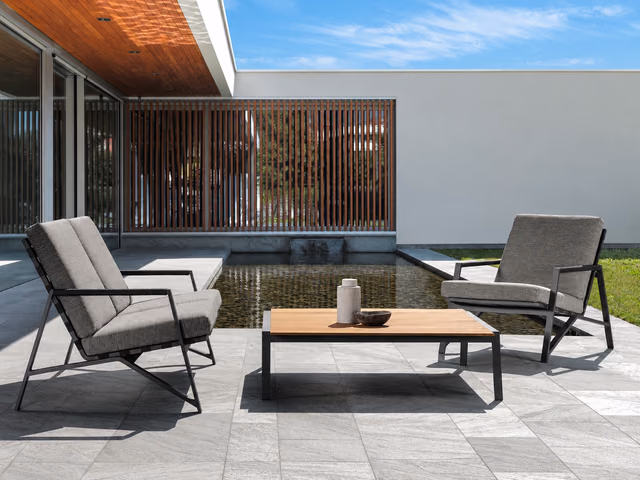 Cottage Sofa by Talenti