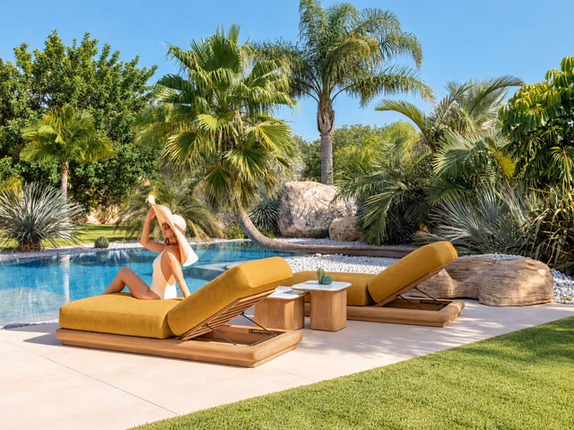 Itaca Sunbed by Talenti