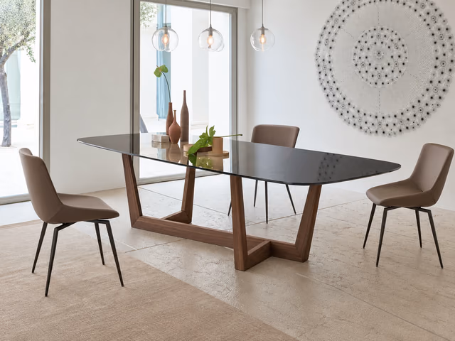 Art Extendable Table by Bonaldo