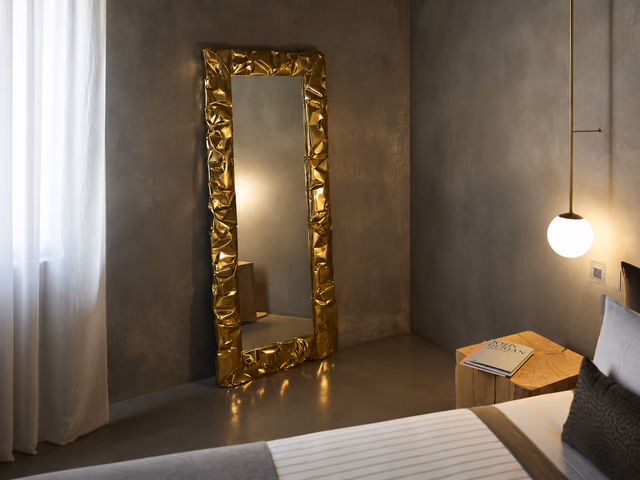 Tab.U Mirror by Opinion Ciatti