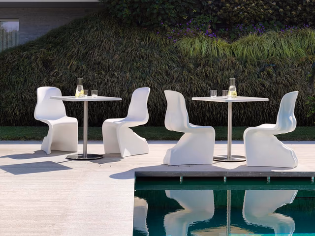 Him Matte Chair by Casamania
