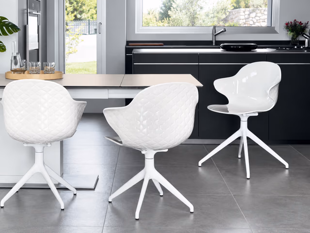 Saint Tropez Chair CS1858-180 by Calligaris