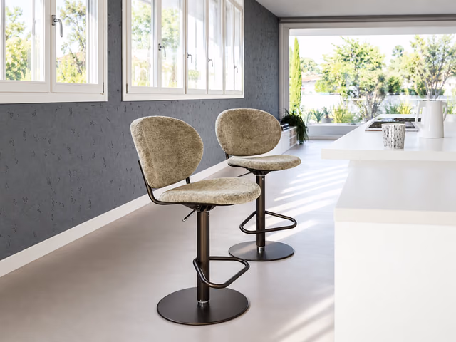 Inès Adjustable Stool by Calligaris