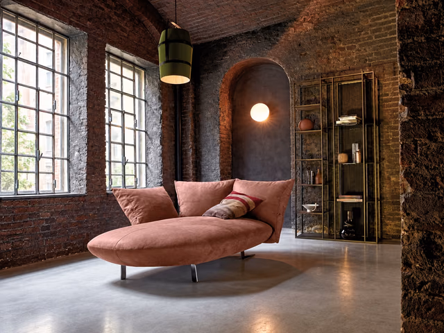 Smooth Operator Sofa by Arketipo