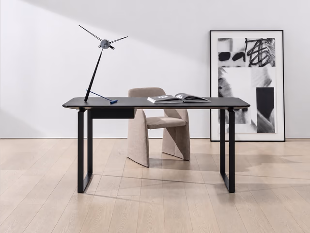 Verge Desk by Camerich
