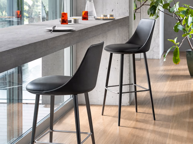 Itala Too Stool by Bonaldo