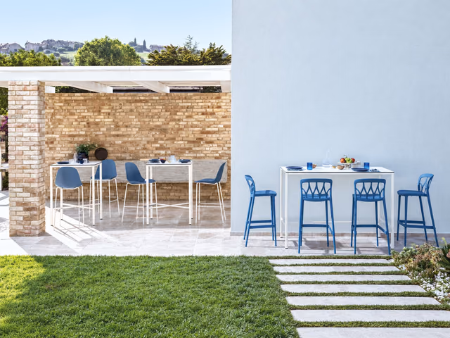 Moon High Outdoor Table by Bontempi
