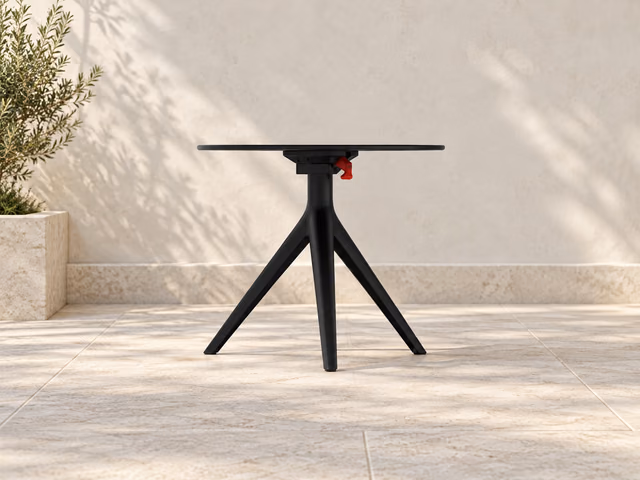Mari-Sol Table Base by Vondom