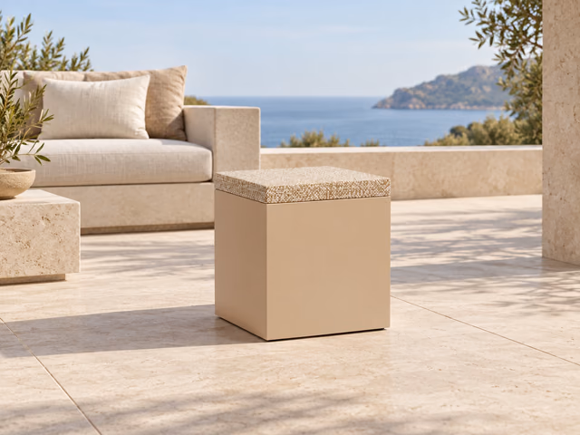 Jut Chill Ottoman 40 × 40 × 45 by Vondom