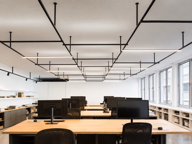 Infra-Structure Light Tube by Flos