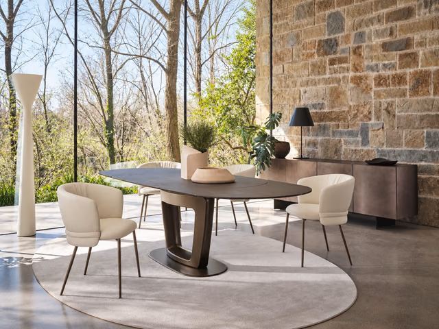 Orbital Extendable Dining Table CS4145-S-165 by Calligaris
