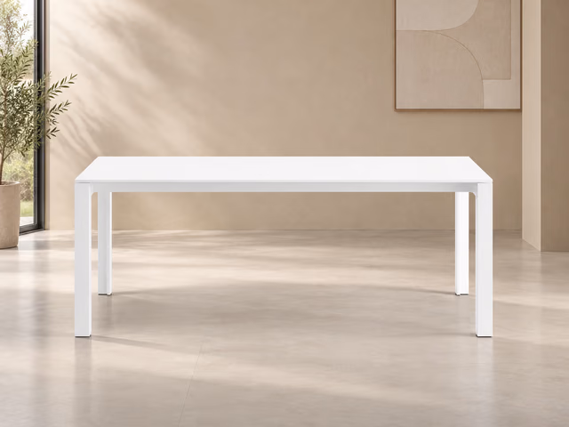Apta P134 Table by LaPalma