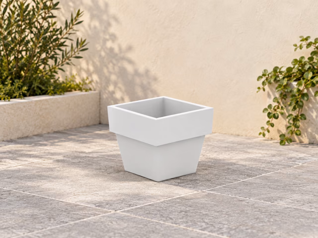 Vaso Cuadrado Planter by Vondom