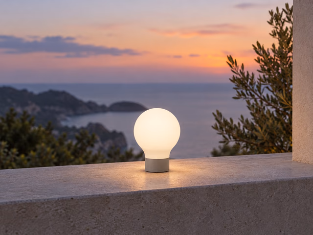 The Second Light Lamp by Vondom