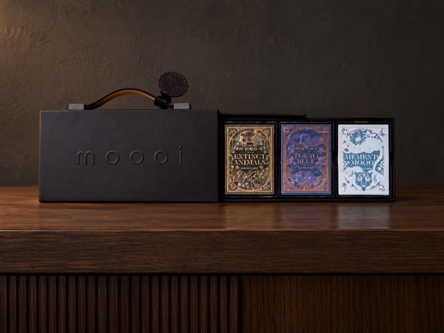Playing Cards Gift Box by Moooi