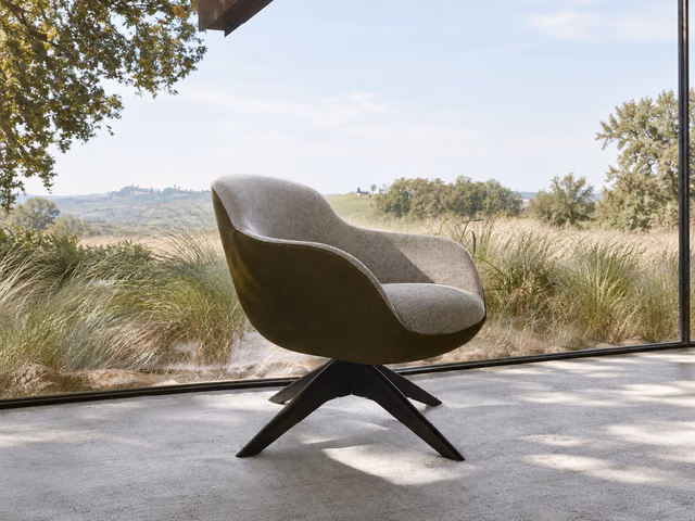Ghirla Armchair by Nicoline