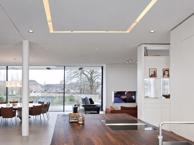 Channel 70/140 Lighting System by Flos