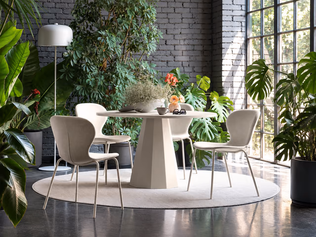 Dix Dining Table by Connubia