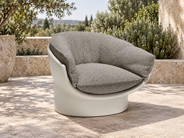 Luna Lounge Chair by Vondom